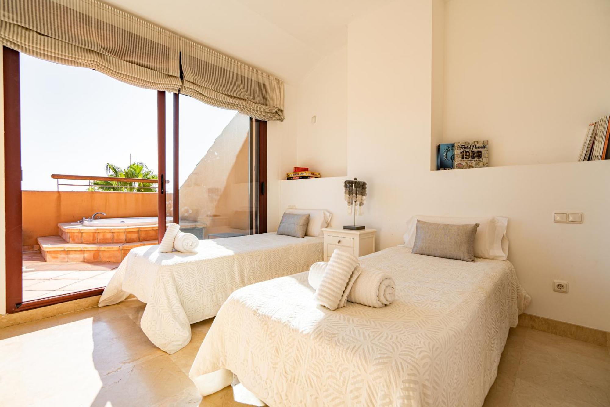 Lujoso Duplex 3 En Gran Bahia De Apartamento