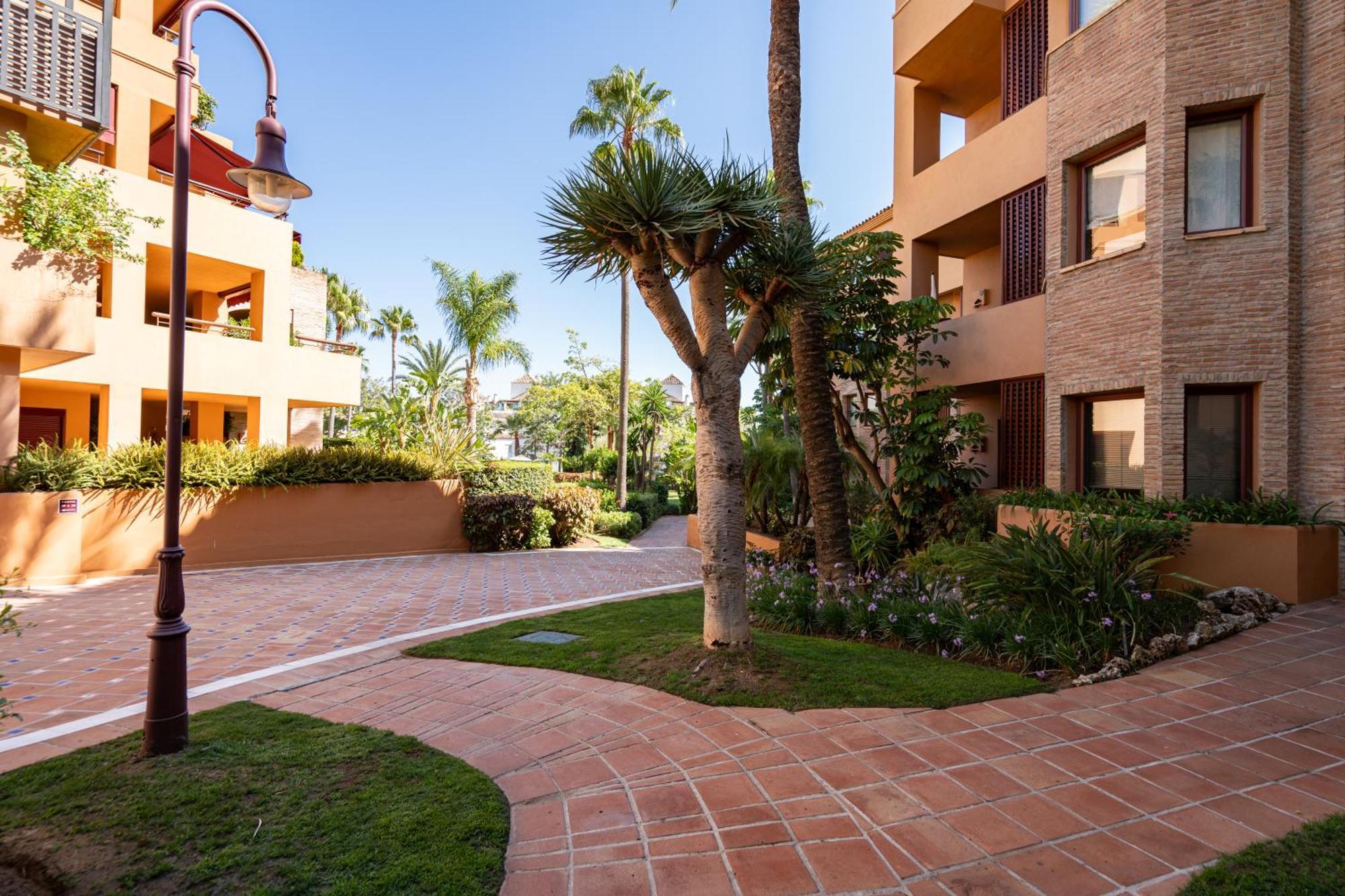 Lujoso Duplex 3 En Gran Bahia De Apartment *