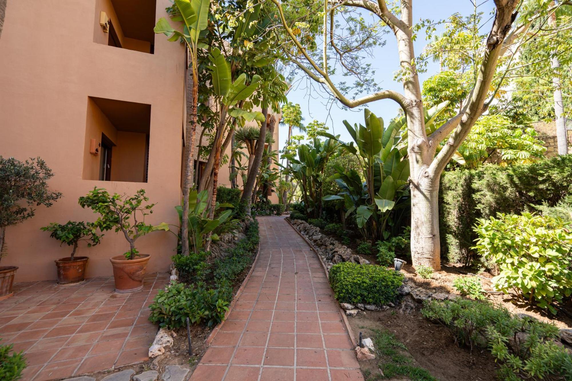 Lujoso Duplex 3 En Gran Bahia De Apartamento